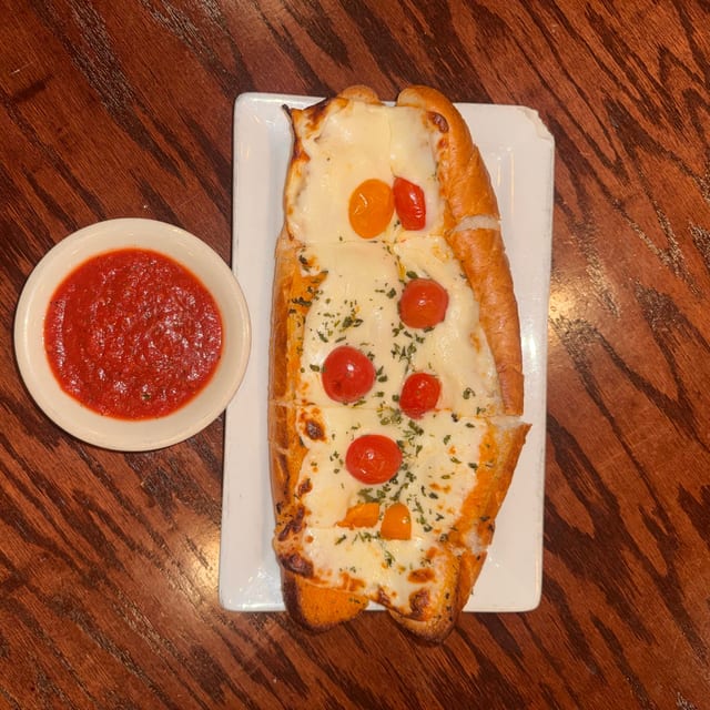 Garlic Bread with Tomatoes.