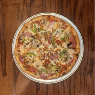 Niki's Special Pizza